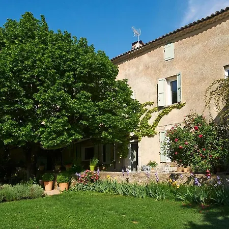 La Grande Maison De Bed & Breakfast Nans-les-Pins